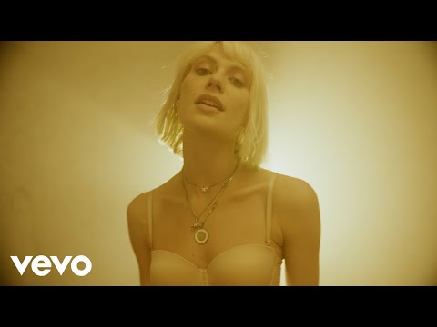Alli Neumann - Madonna Wh0r3 Komplex (Official Video)