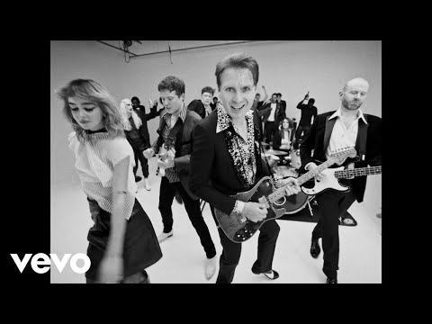 Franz Ferdinand - Billy Goodbye (Official Video)