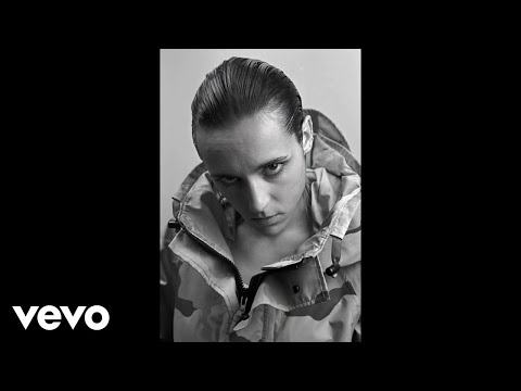 Jehnny Beth - Obsession (Official)