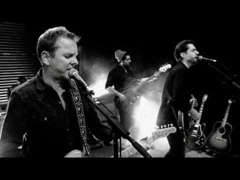 Kiefer Sutherland - Can&#039;t Stay Away (Official Music Video)