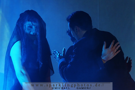 2007-10-18_Blutengel_-_Bild_089x.jpg