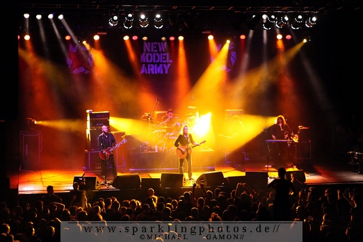 2010-11-20_New_Model_Army_-_Bild_021x.jpg