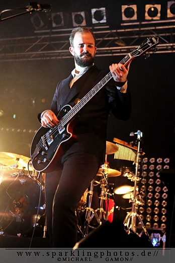 2011-03-21_White_Lies_-_Bild_003x.jpg