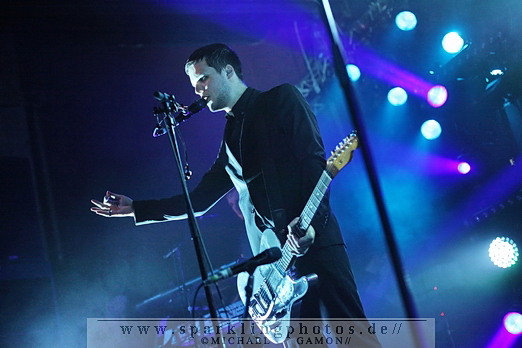 2011-03-21_White_Lies_-_Bild_006x.jpg