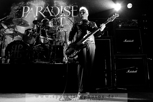 2011-03-31_Paradise_Lost_-_Bild_008x.jpg