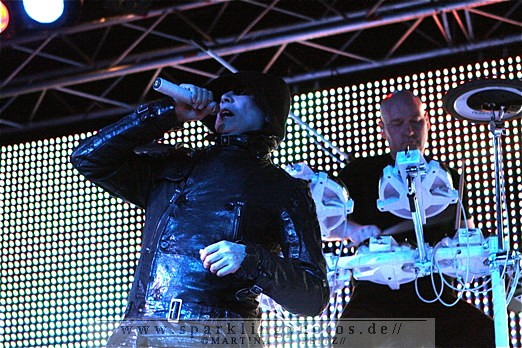 THE HUMAN LEAGUE & (WE ARE) PERFORMANCE - Köln, Live Music Hall (18.04.2011)