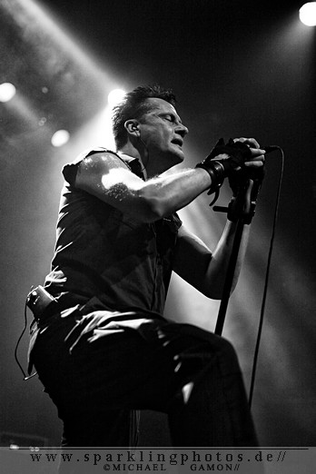 2011-04-23_Die_Krupps_-_Bild_013x.jpg