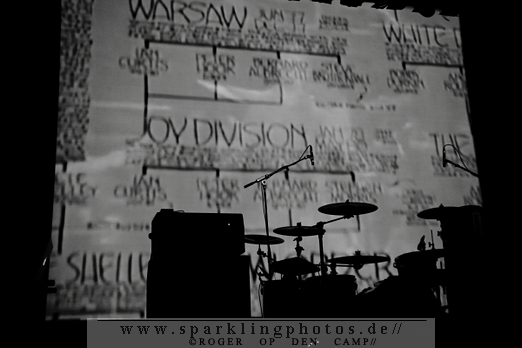 PETER HOOK & THE LIGHT play Joy Division - NL-Eindhoven, De Effenaar (29.05.2011) PETER HOOK & THE LIGHT play Joy Division - NL-Eindhoven, De Effenaar (29.05.2011)
