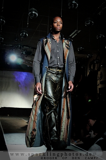 Fashion_Show_Spiegelbar_Tivoli_Oude_Gracht_(5)_1.jpg