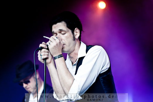2011-09-02_NCN_-_Golden_Apes_-_Bild_001x.jpg 2011-09-02_NCN_-_Golden_Apes_-_Bild_001x.jpg