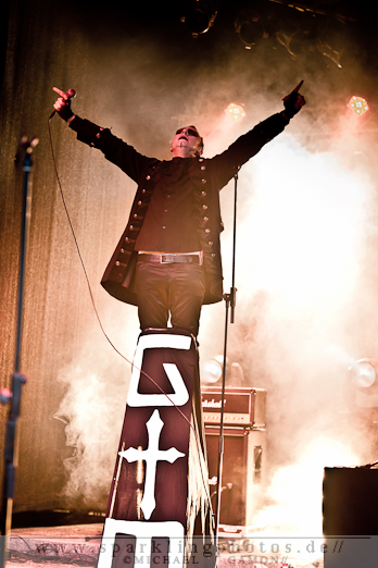 2011-09-02_NCN_-_Gothminister_-_Bild_003x.jpg