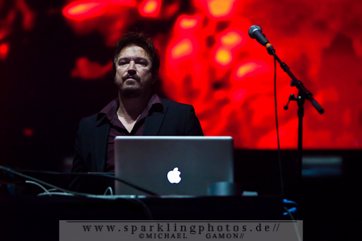 2011-10-30_Sinners_Day_-_Recoil_-_Bild_002x.jpg