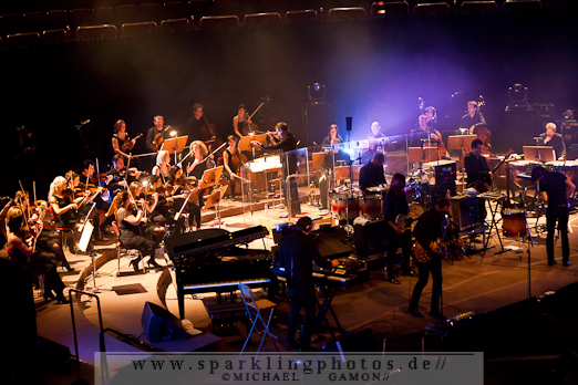 ARCHIVE & Orchester - Köln, Philharmonie (11.11.2011) ARCHIVE & Orchester - Köln, Philharmonie (11.11.2011)