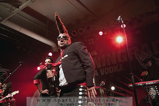 2011-12-05_Leningrad_Cowboys_-_Bild_010.jpg