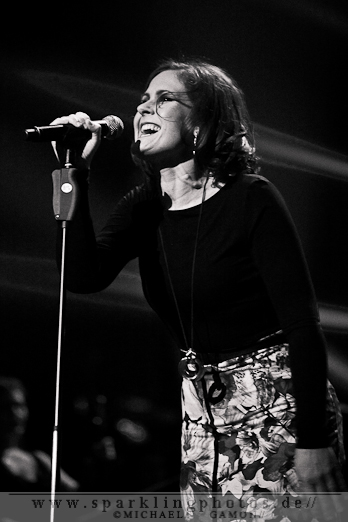 2011-12-17_NOTP_-_Alison_Moyet_-_Bild_004x.jpg