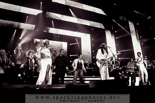 2011-12-17_NOTP_-_Chic_feat_Nile_Rogers_-_Bild_008x.jpg