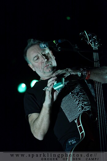 2011-12-20_Peter_Hook_-_Bild_011.jpg