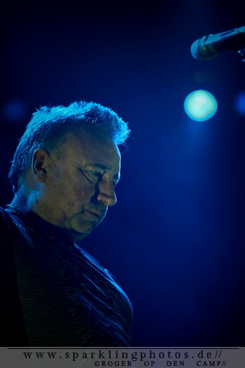 2011-12-20_Peter_Hook_-_Bild_025.jpg