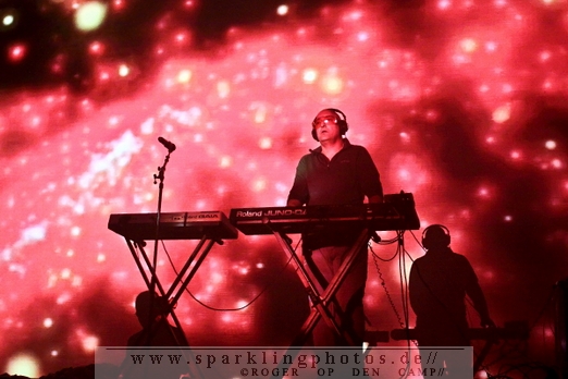 FRONT 242 & PLASTIC NOISE EXPERIENCE - NL-Heerlen, Parkstad Limburg Theater (14.01.2012) FRONT 242 & PLASTIC NOISE EXPERIENCE - NL-Heerlen, Parkstad Limburg Theater (14.01.2012)