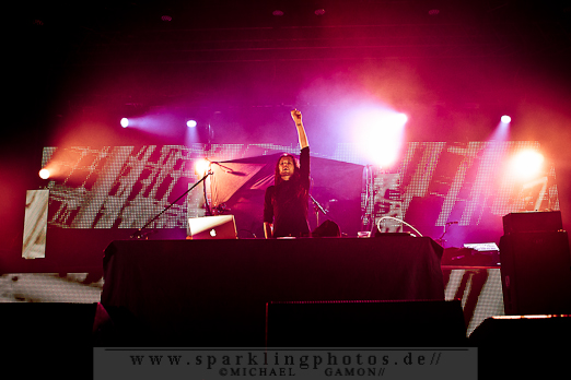 2012-03-14_J_Devil_-_Bild_001x.jpg