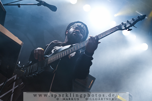 2012-04-05_Samy_Deluxe_und_Tsunami_Band_-_Bild_005.jpg