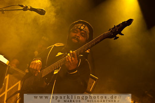 2012-04-05_Samy_Deluxe_und_Tsunami_Band_-_Bild_020.jpg