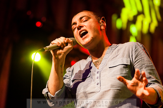 2012-04-18_Sinead_O'Connor_-_Bild_008x.jpg