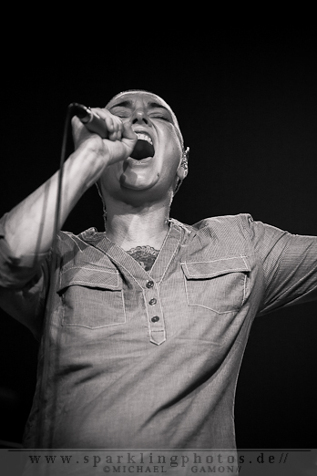 2012-04-18_Sinead_O'Connor_-_Bild_015x.jpg