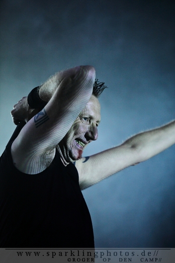 2012-07-27_Suicide_Commando_-_Bild_008.jpg