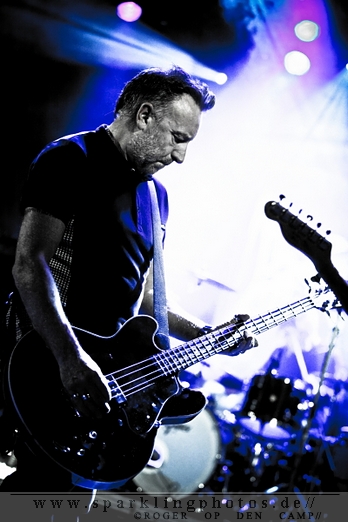 2012-07-29_Peter_Hook_And_The_Light_-_Bild_005.jpg
