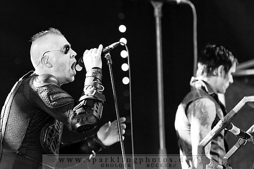 2012-08-12_KMFDM-_Bild_001.jpg