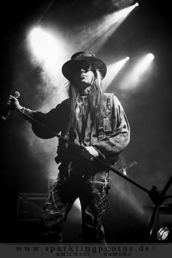 2012-10-25_Fields_Of_The_Nephilim_-_Bild_010x.jpg