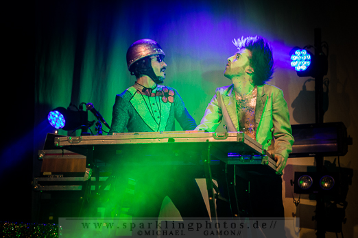 2012-11-14_Bonaparte_-_Bild_011x.jpg 2012-11-14_Bonaparte_-_Bild_011x.jpg