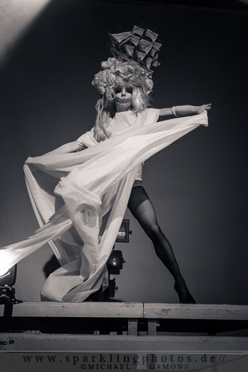 2012-11-14_Bonaparte_-_Bild_013x.jpg 2012-11-14_Bonaparte_-_Bild_013x.jpg