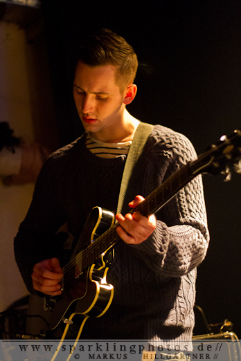 2012-12-13_Holy_Esque_-_Bild_008.jpg