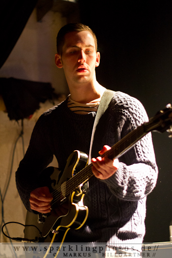 2012-12-13_Holy_Esque_-_Bild_011.jpg