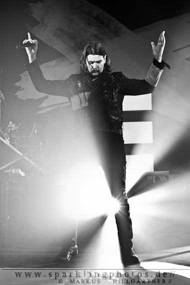 REA GARVEY, NICK HOWARD & RYAN SHERIDAN - Oberhausen, Turbinenhalle (02.02.2013)