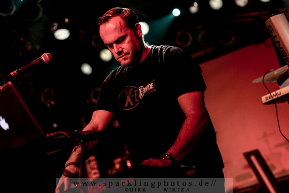 2013-02-22_X-Divide_-_Bild_010.jpg