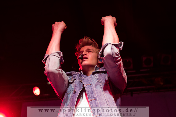 2013-03-13_Cody_Simpson_Bild_005.jpg