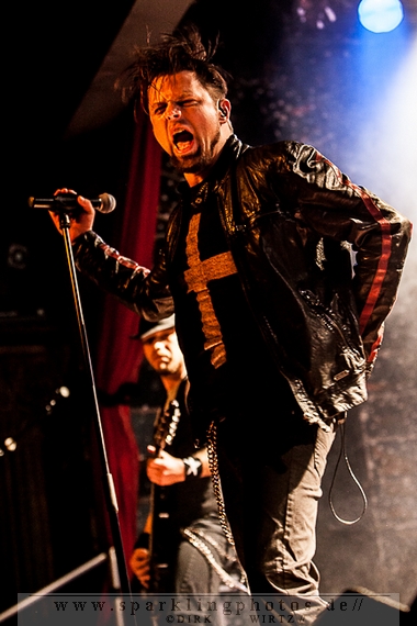 2013-03-16_A_Life_Divided_-_Bild_004.jpg