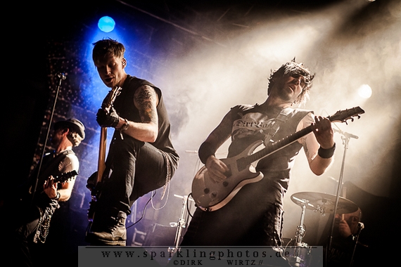2013-03-16_A_Life_Divided_-_Bild_009.jpg