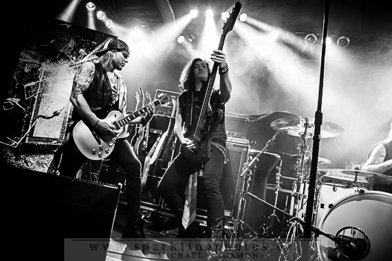 2013-04-12_Reverse_Grip_-_Bild_002x.jpg