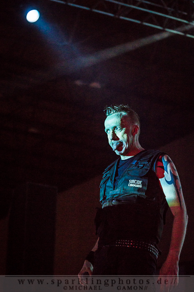 2013-05-18_Suicide_Commando_-_Bild_020x.jpg