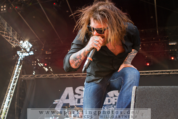 2013-07-06_Asking_Alexandria_Bild_002.jpg