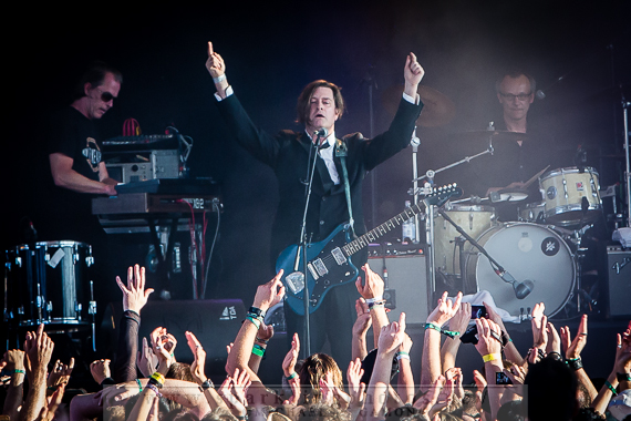 2013-07-21_Phillip_Boa_And_The_Voodooclub_-_Bild_004x.jpg