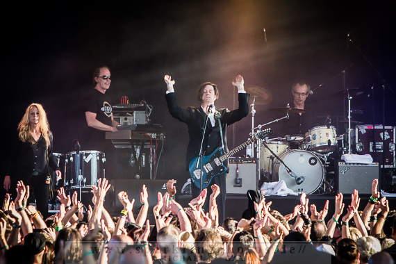 2013-07-21_Phillip_Boa_And_The_Voodooclub_-_Bild_011x.jpg