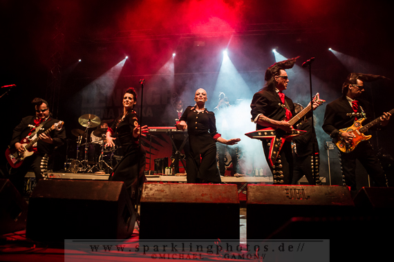 2013-07-12_Leningrad_Cowboys_-_Bild_003x.jpg