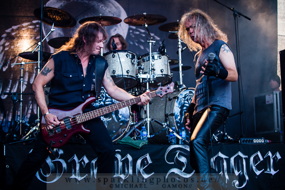 2013-07-13_Grave_Digger_-_Bild_015x.jpg