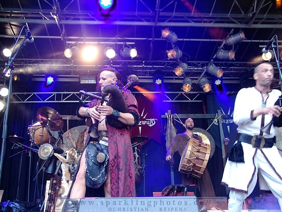 2013-08-17_Tanzwut_-_Bild_004.jpg