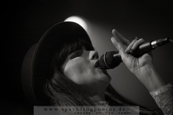 WHITE LIES & IN THE VALLEY BELOW - NL- Eindhoven, Effenaar (08.11.2013) WHITE LIES & IN THE VALLEY BELOW - NL- Eindhoven, Effenaar (08.11.2013)